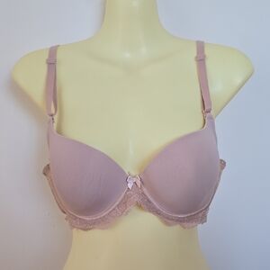 Beautiful Fnniss Lingerie Push Up Bra Lace Trimmed Bra in Soft Pink Size 38C